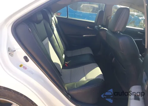 2014 Toyota Camry Se z USA, uszkodzony, nr VIN 4T1BF1FK5EU329231